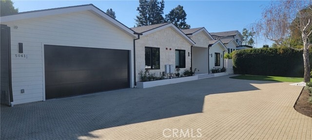 Building Photo - 5061 Woodley Ave
