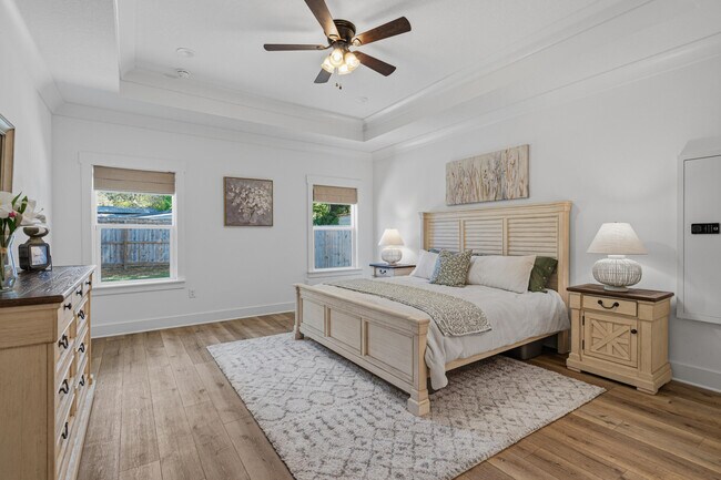 Building Photo - 35 Highland Dr NW