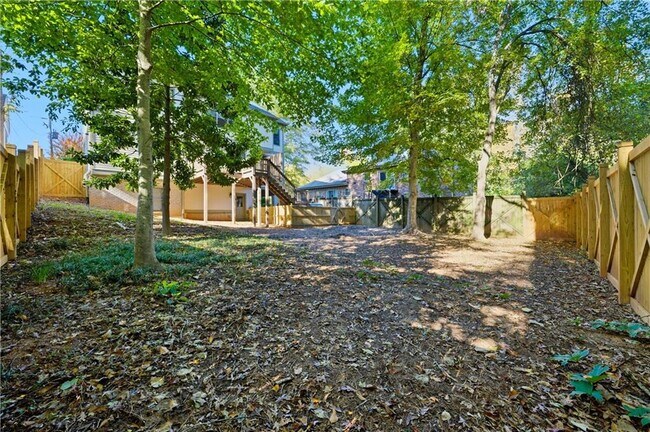 Building Photo - 1295 Cumberland Rd NE