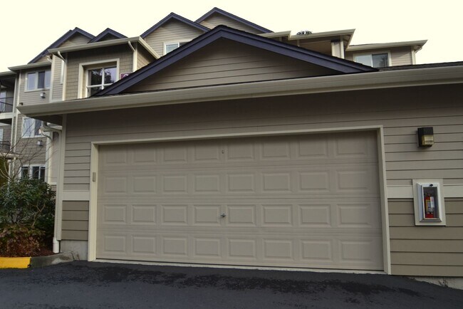 Building Photo - 3bd/2ba Bothell Condo