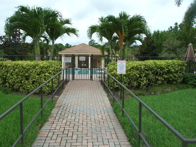 Building Photo - 9602 SW Purple Martin Way