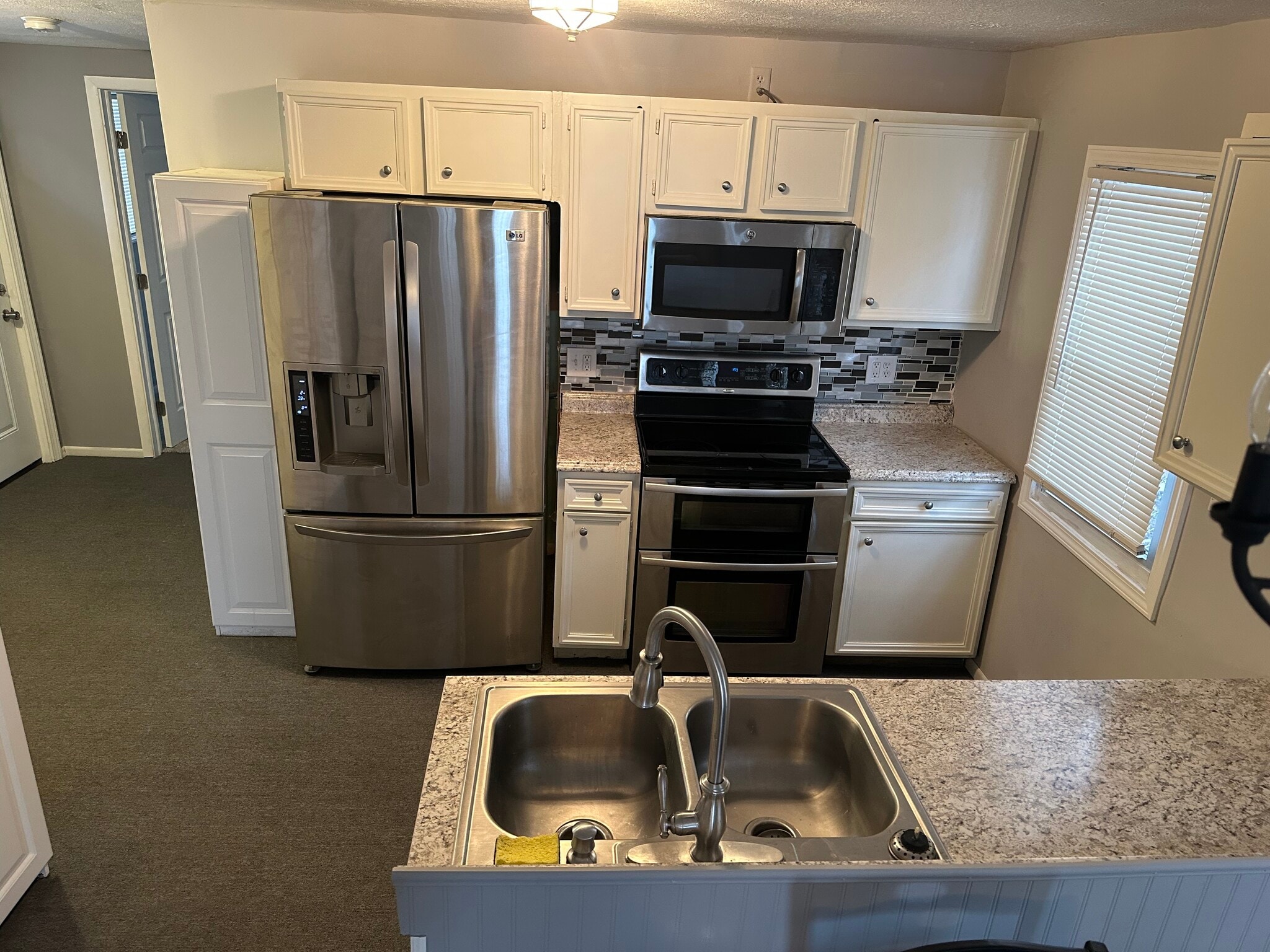 Building Photo - 142 Beaver Ct