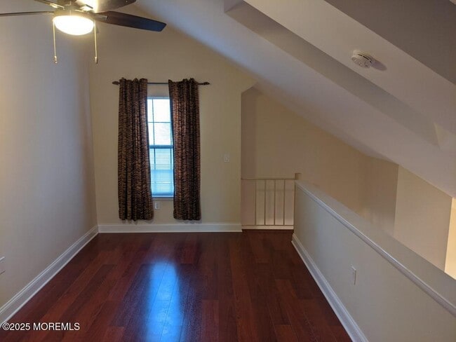 Building Photo - 94 Azalea Cir