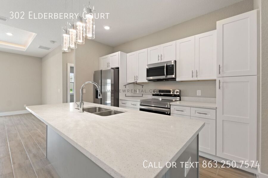 Building Photo - 302 Elderberry Ct