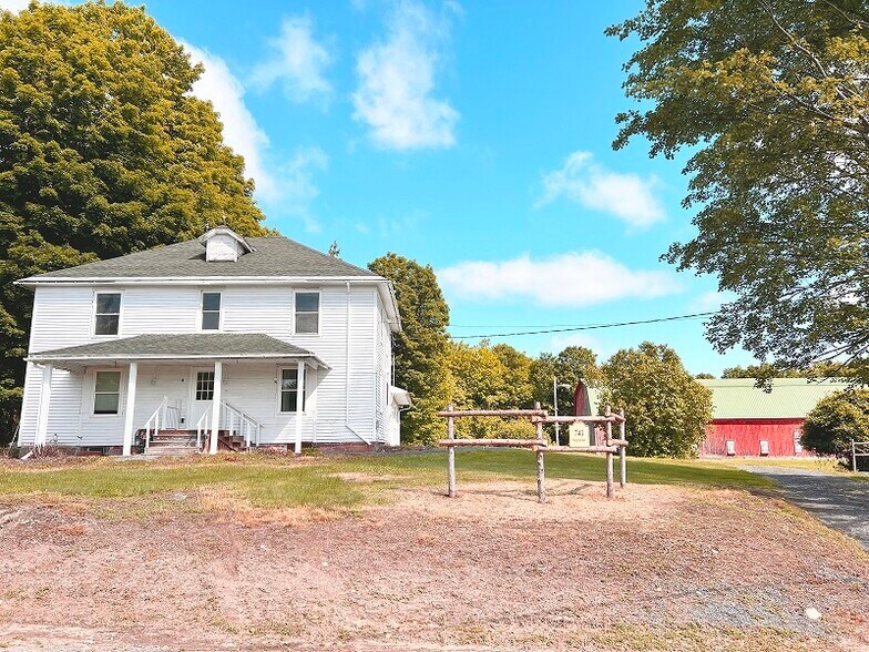 Building Photo - 745 Bagdad Rd
