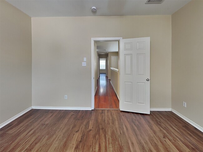 Building Photo - 16650 Beckland Ln