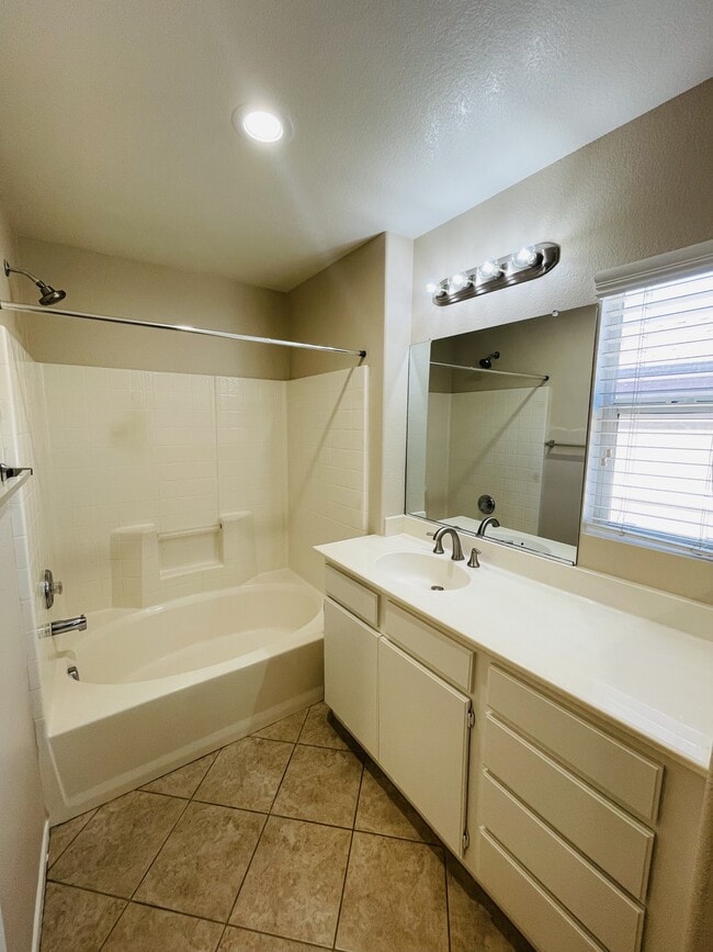 Building Photo - 26331 Arboretum Way