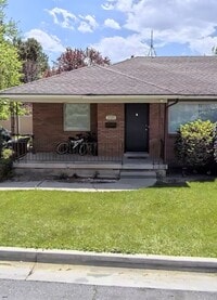 Building Photo - 2320 E Lambourne Ave