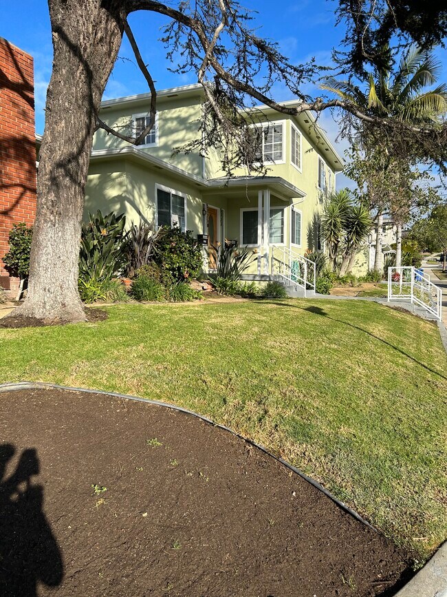 Front yard fully landscaped - view from SWC Slauson & Corning - 5725 S Corning Ave