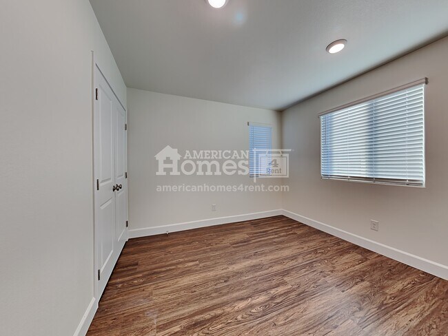 Building Photo - 80 Cabaletta Lane