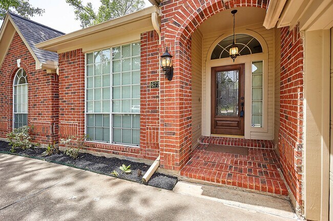 Building Photo - 6734 Wildacre Dr