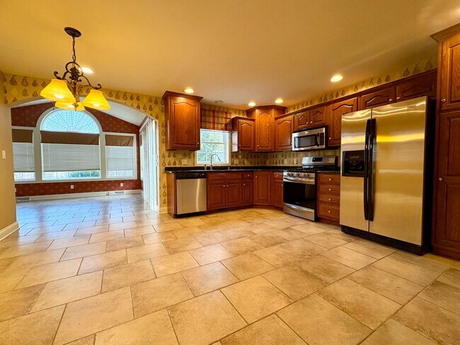 Building Photo - 3 bedroom 2.5 bathroom Townhome in Mount Joy!