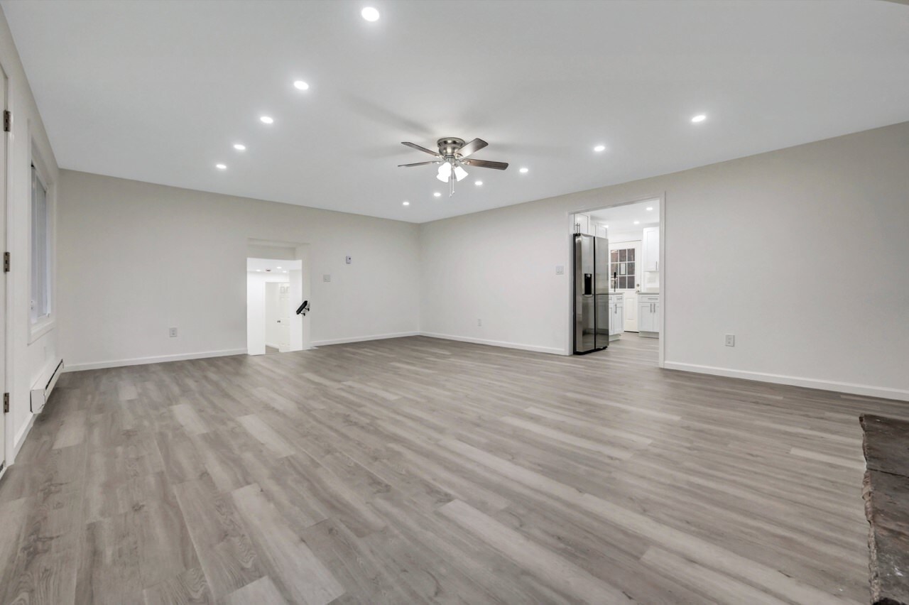 Building Photo - 752 Toll Rd