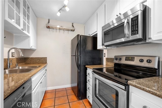 Building Photo - 10757 Hortense St