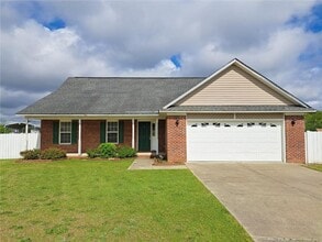 Building Photo - 206 Sandspur Ct