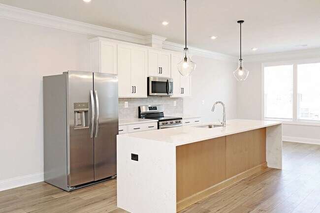 Building Photo - $500 off 1st Month's Rent! Pet-Friendly Crozet Townhome