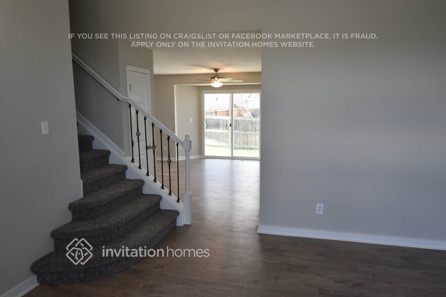 Building Photo - 12269 N Ivy Way