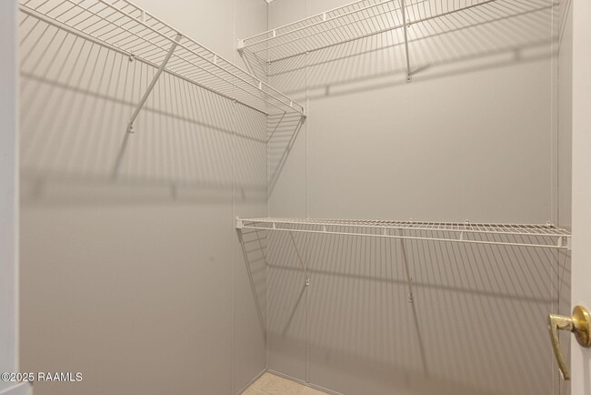 Building Photo - 113 Simon Latour Rd