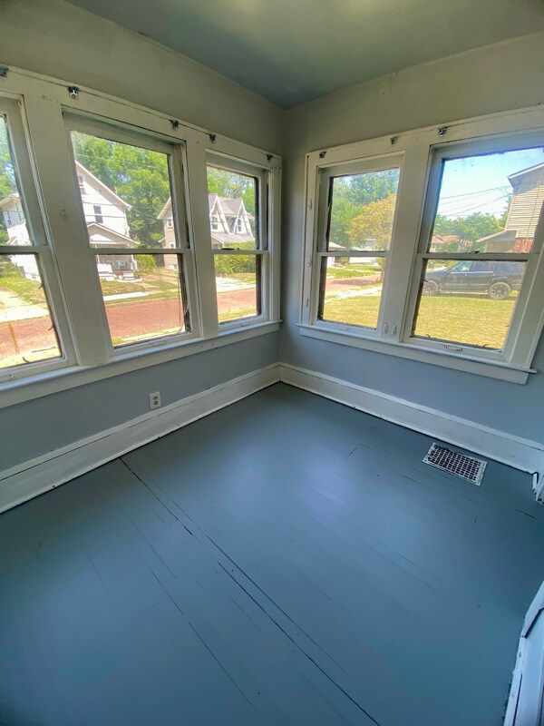 Building Photo - 94 Brighton Dr