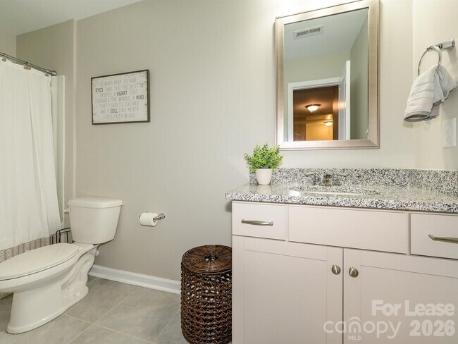 Building Photo - 3009 Lydney Cir