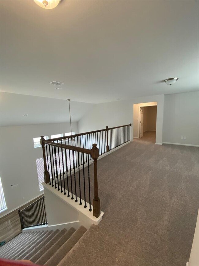 Building Photo - 3201 E College Park Dr