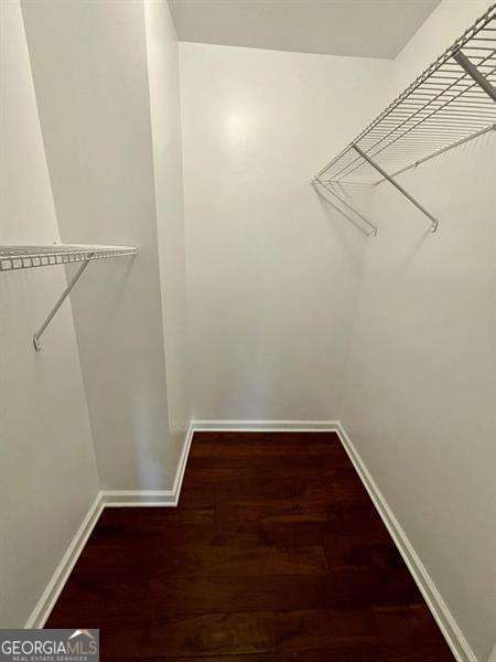 Building Photo - 8940 Bay Dr