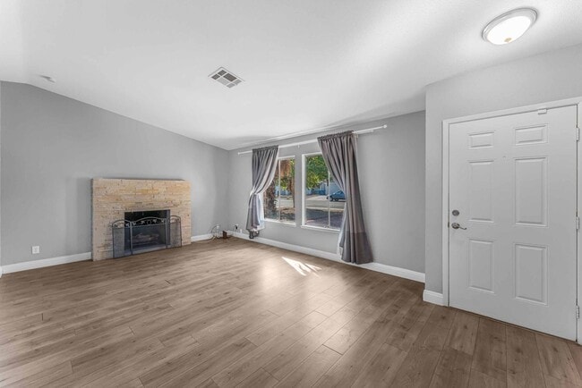 Building Photo - Welcome to your future home in the heart of Las Vegas!
