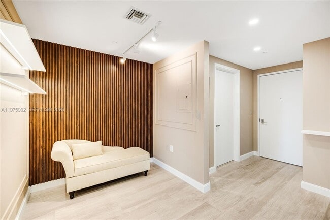 Building Photo - 45 SW 9th St