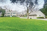 Building Photo - 95 Compo Rd N