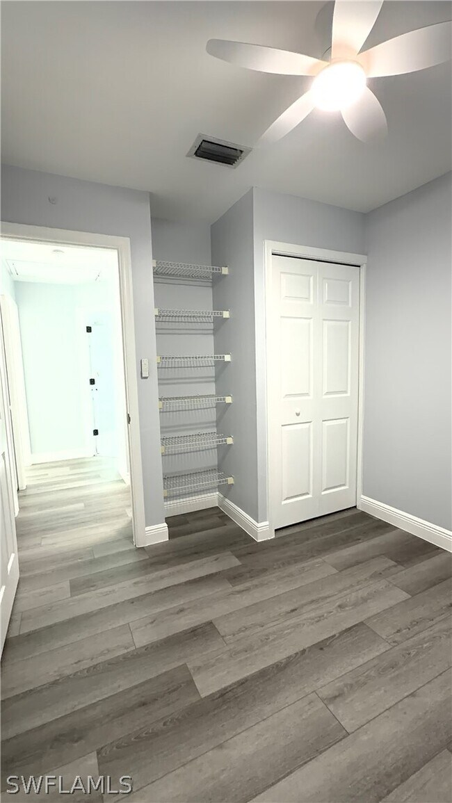 Building Photo - 3711 4th Ave NE