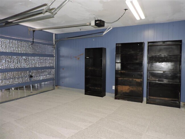 Building Photo - 1625 Chippeway Ln