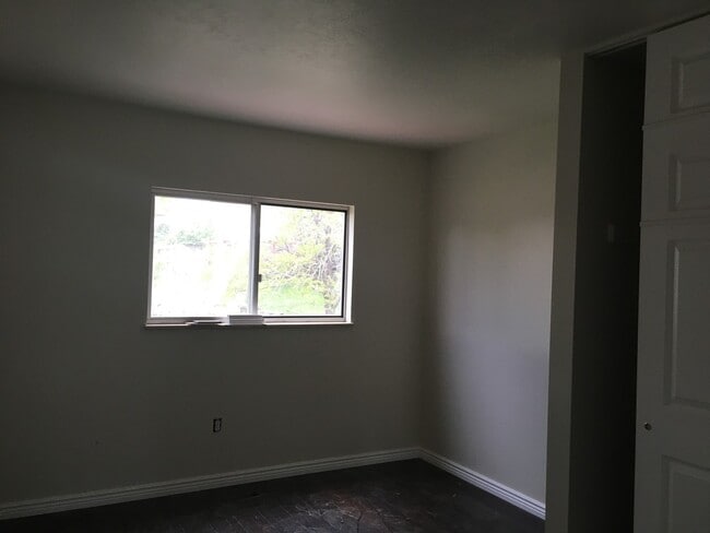 Building Photo - Beautiful Updated Beacon Hill Home - Newly...