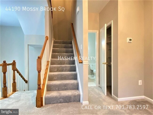 Building Photo - 44190 Mossy Brook Square