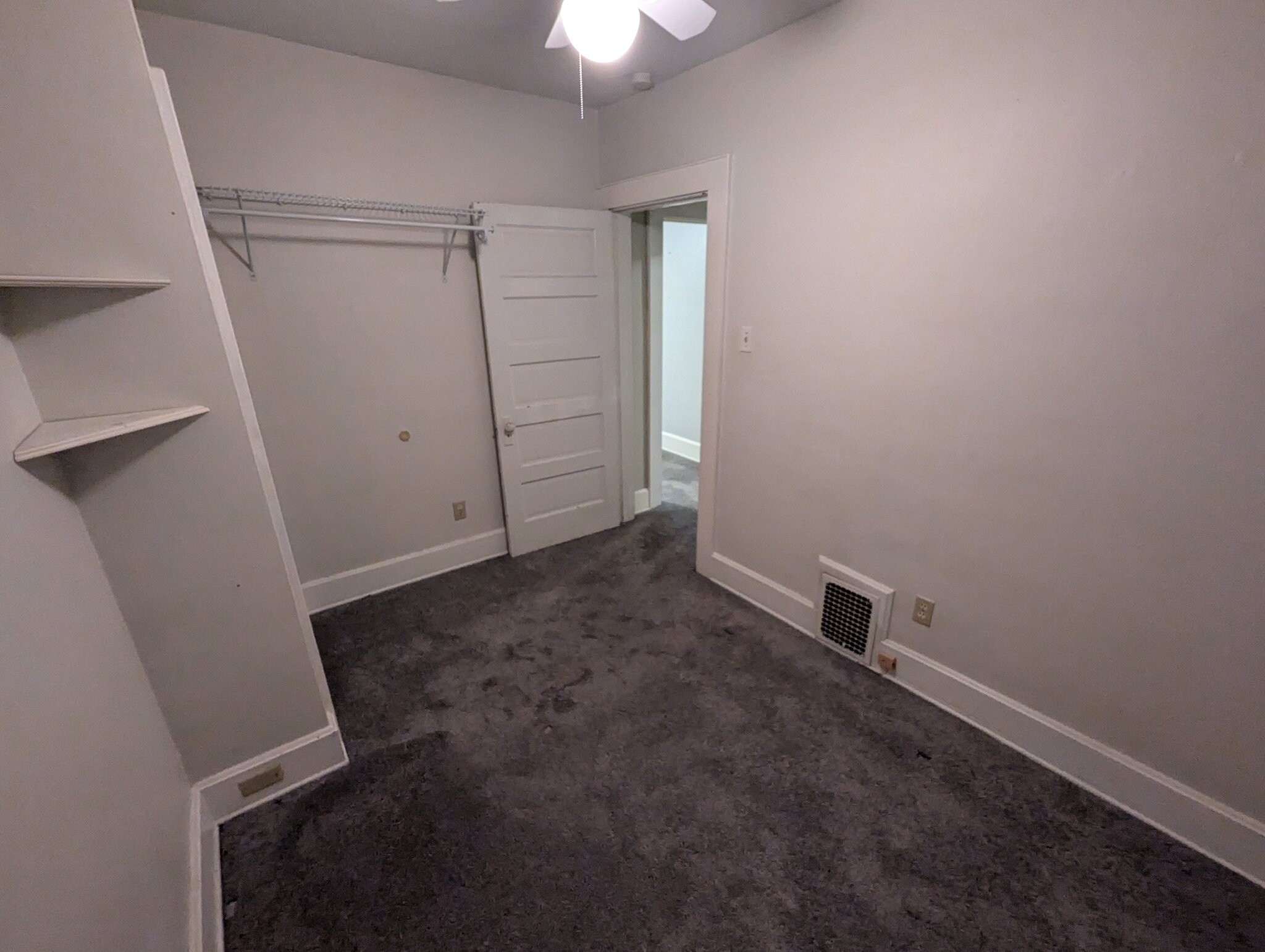Building Photo - 6421 Glade Ave