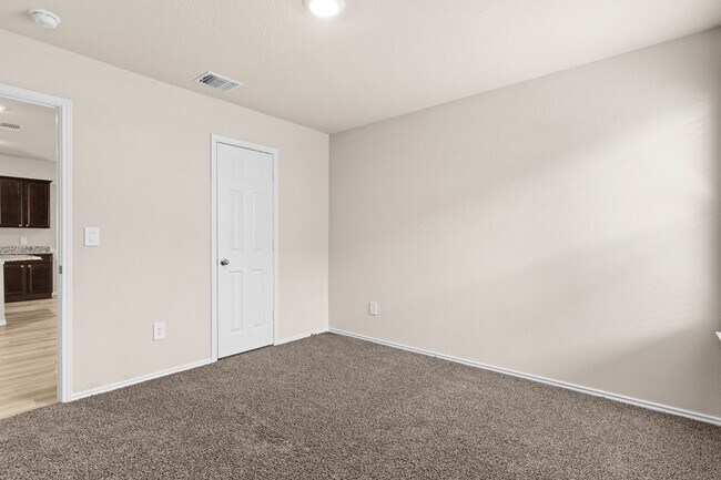 Building Photo - 2345 Merganser Dr