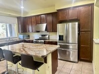 Building Photo - Gorgeous Home, Best Schools, Move In Today!