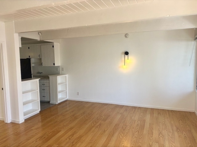 Building Photo - 1246 N Sweetzer Ave