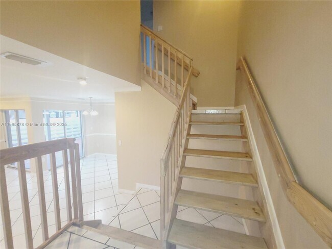 Building Photo - 13814 SW 149th Cir Ln