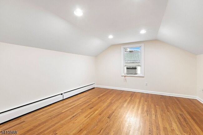 Building Photo - 133 Cleveland Ave