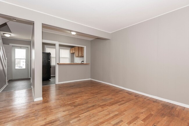 Building Photo - Please View 3D Virtual Walk-Through Before...