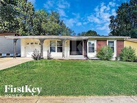 Building Photo - 11592 Las Ladera Dr