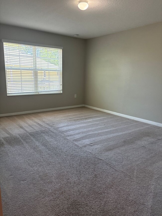 Building Photo - Beautiful 2-Story Townhome in Battaglia Subdivision, St. Cloud, FL