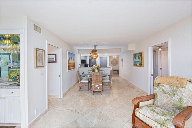 Building Photo - 9500 S Ocean Dr