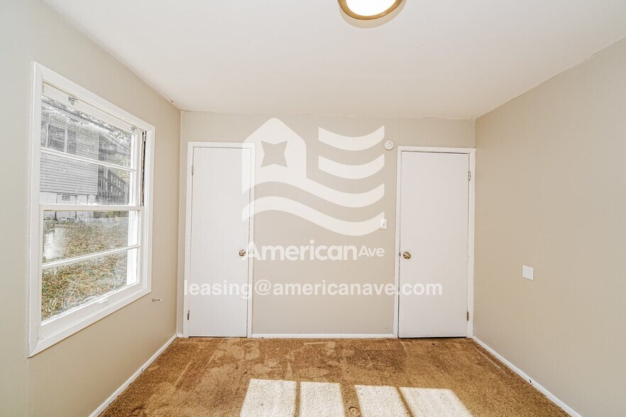 Building Photo - 1248 Forest St