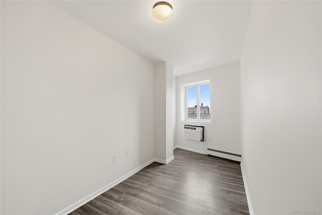 Building Photo - 144-05 Jamaica Ave