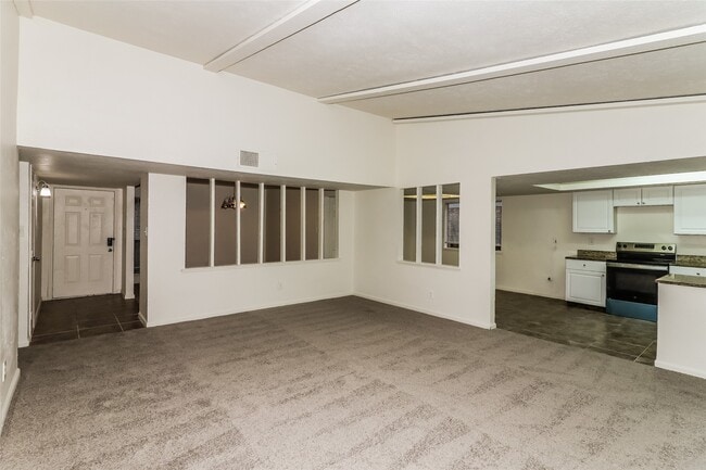 Building Photo - 16814 Macleish Dr