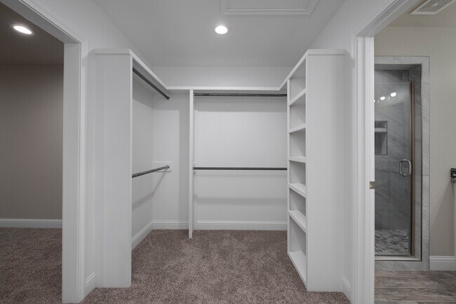 Building Photo - 1711 2nd Ave