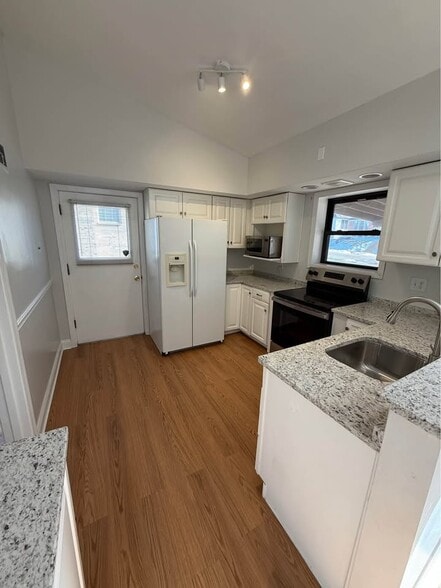 Building Photo - 7939 Lafon Pl