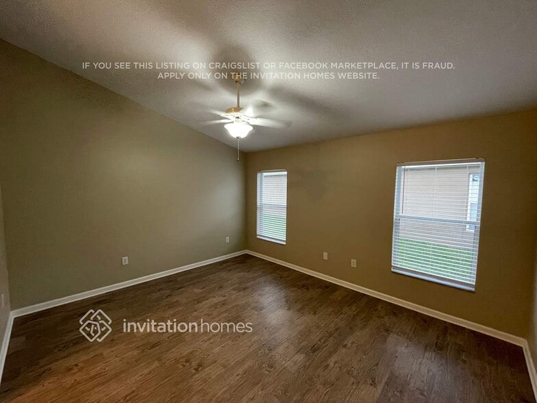 Building Photo - 25401 Lexington Oaks Blvd
