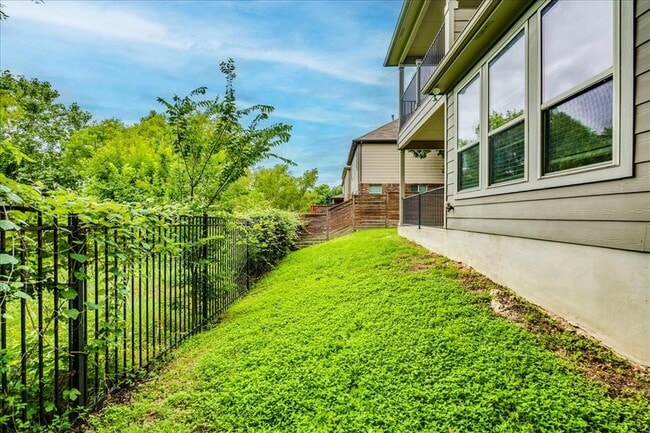 Building Photo - 10515 Turnbull Loop